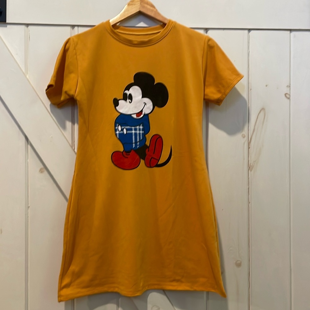 Vintage Mickey Mouse long shirt